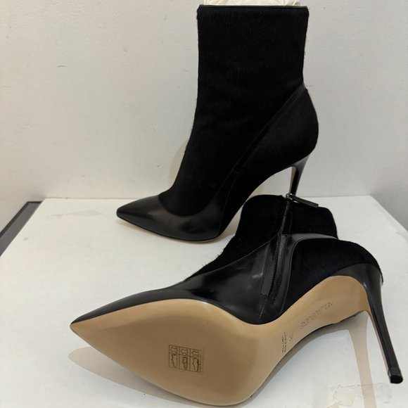 Neil J. Rodgers Black Ankle Boots - Picture 2 of 3